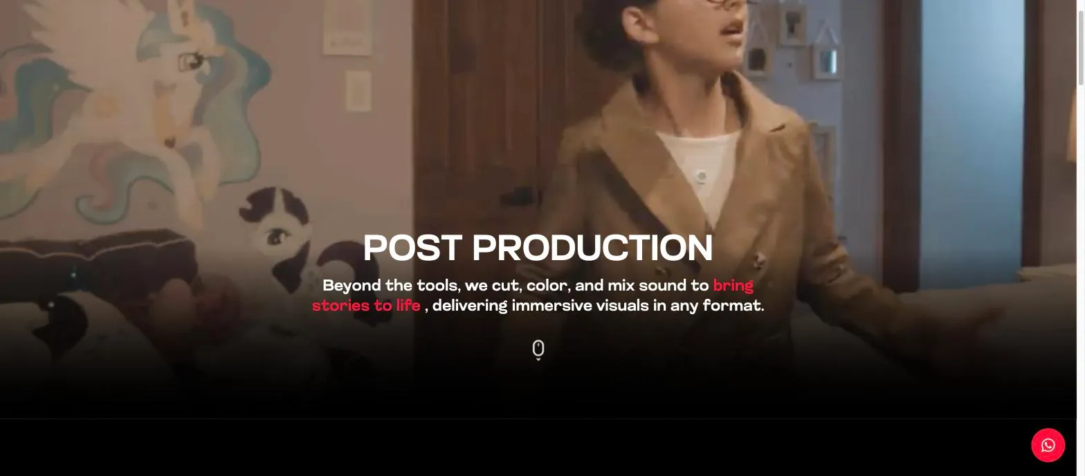 Página «Postproduction» de The Mavo Group, con el titular sobre un fotograma de una escena rodada en una habitación